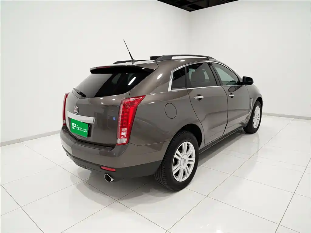 Cadillac SRX 2016 — фото 7