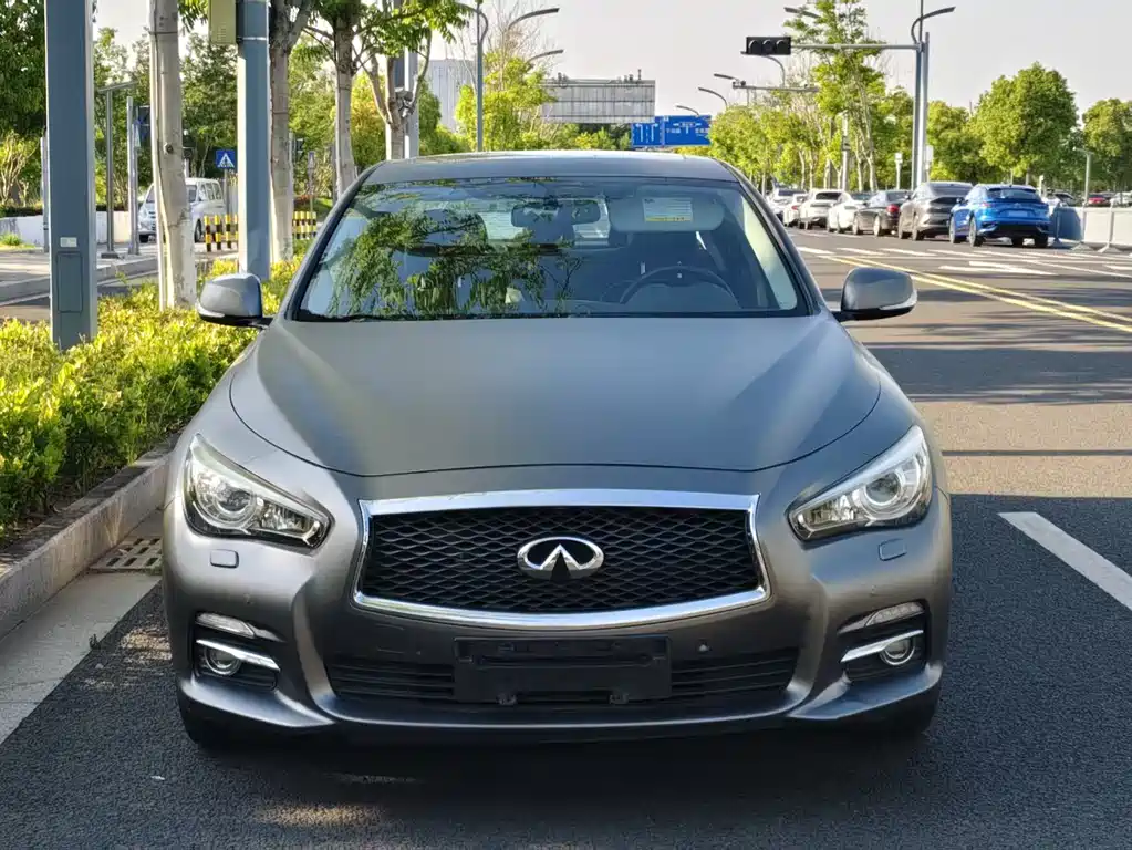 Infiniti Q50L 2018 — фото 9