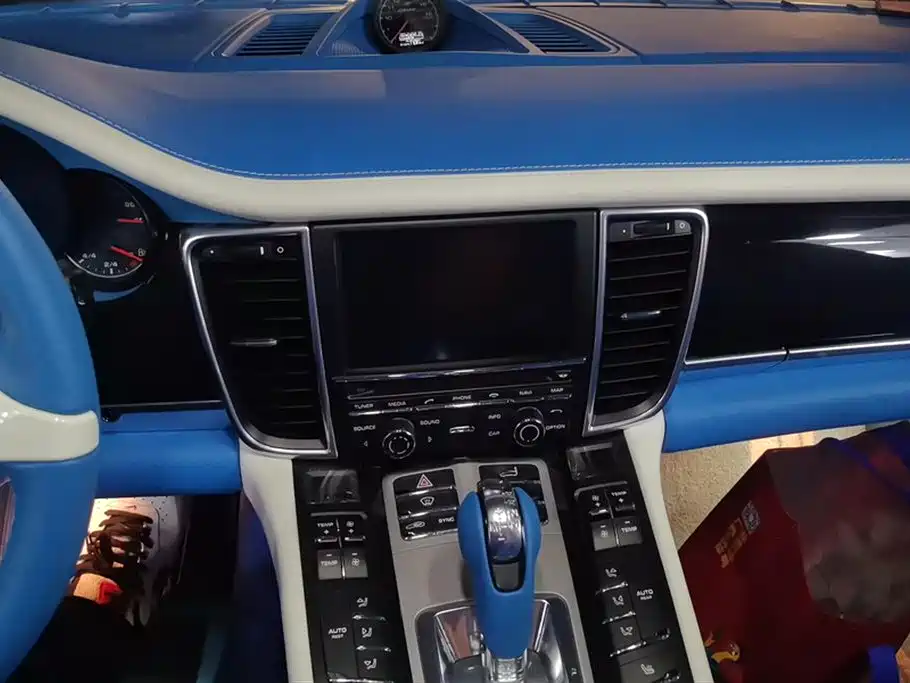 Porsche Panamera 2015 — фото 13