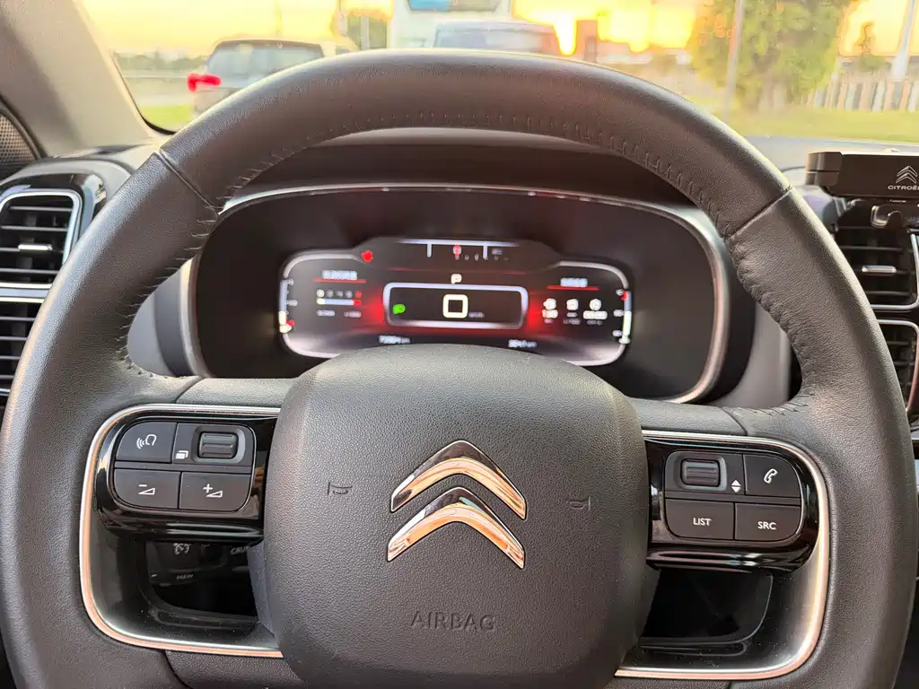 Citroen C5 AIRCROSS 2018 — фото 13