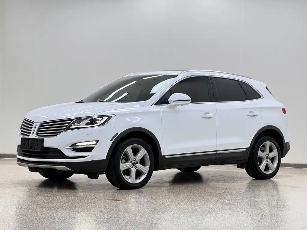 Lincoln MKC 2017 — фото 1