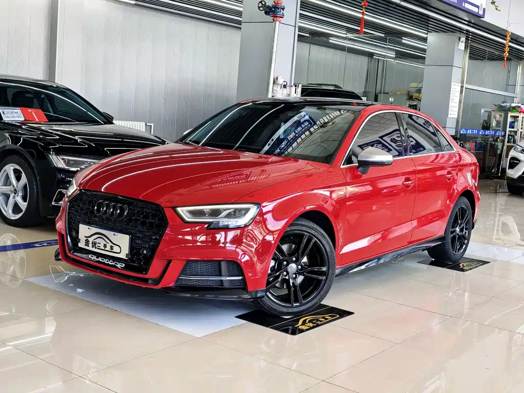 Audi A3 2020 — фото 1