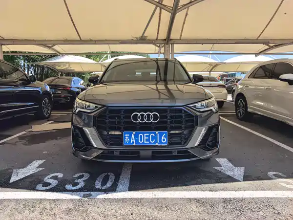 Audi Q3 2022