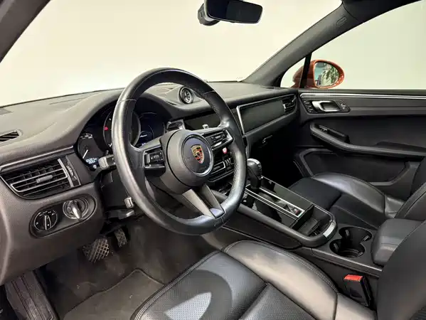 Porsche Macan 2023