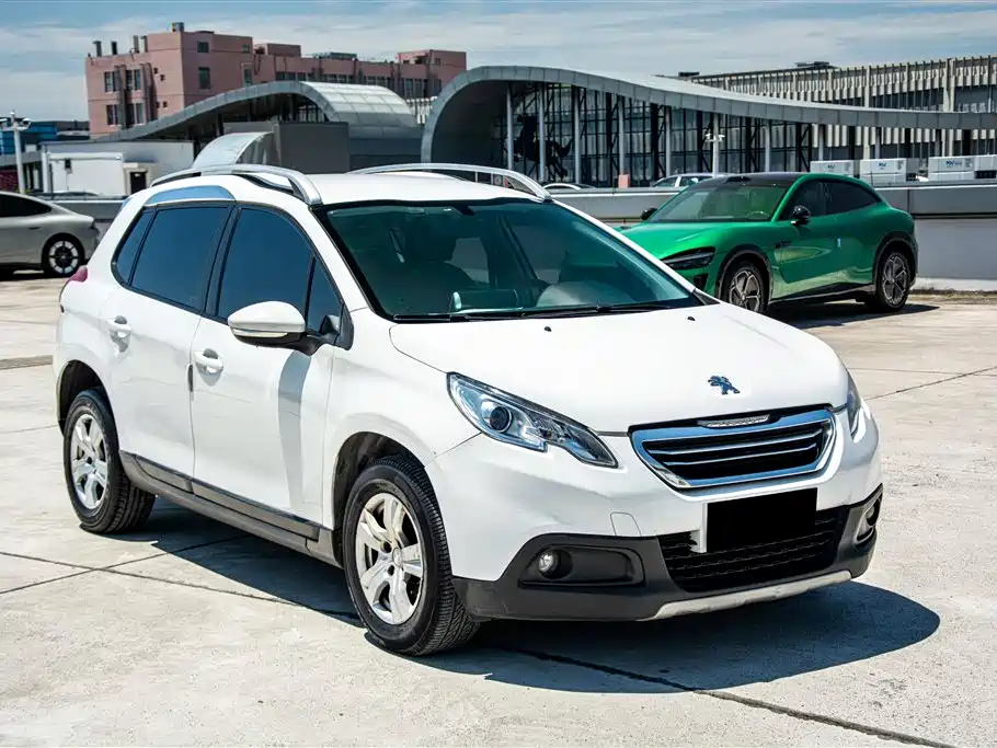 Peugeot 2008 2014 — фото 3