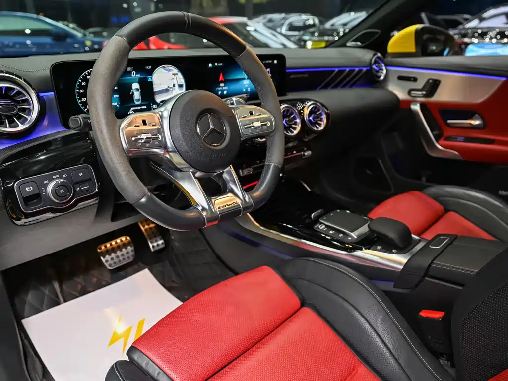 Mercedes-Benz CLA AMG 2022 — фото 8