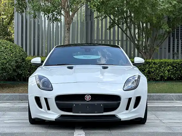 Jaguar F-TYPE 2016