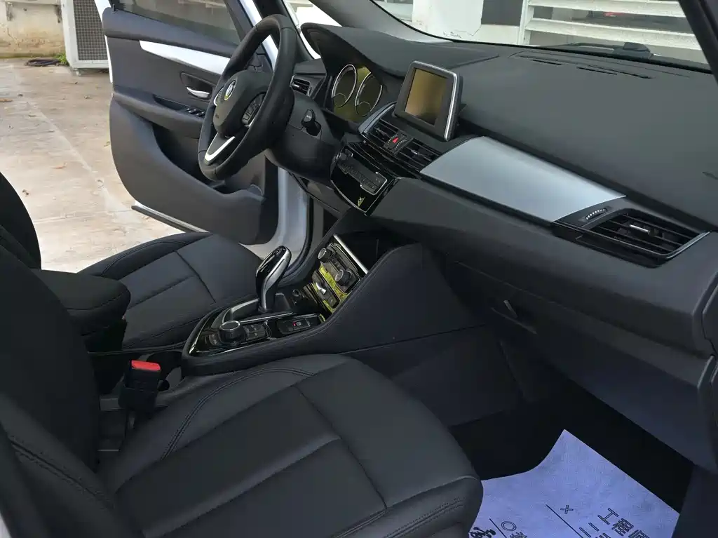 BMW 2 Series Gran Tourer 2020 — фото 17