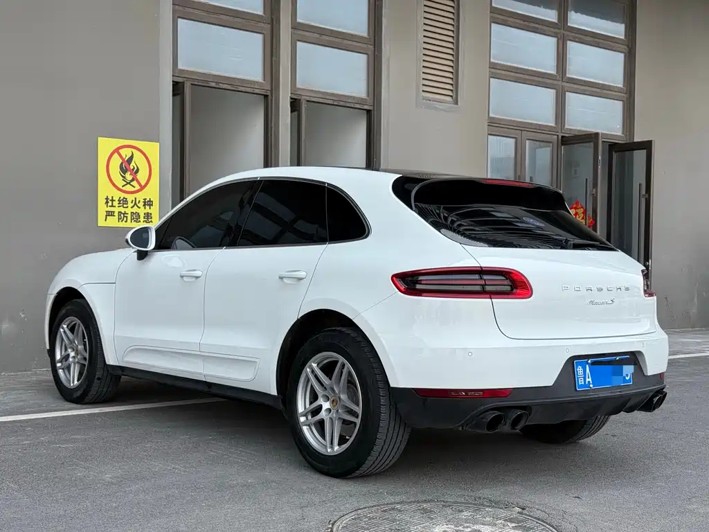 Porsche Macan 2017 — фото 7