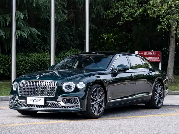 Bentley Flying Spur Plug-In Hybrid 2023