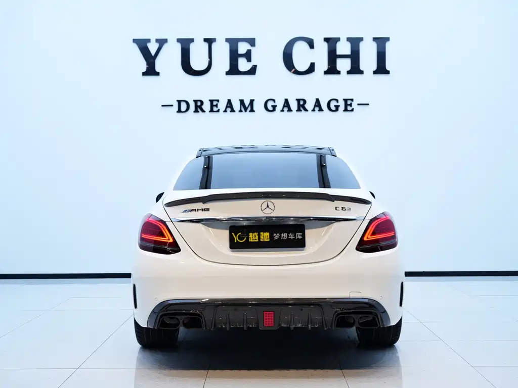 Mercedes-Benz C-Class AMG 2020 — фото 4