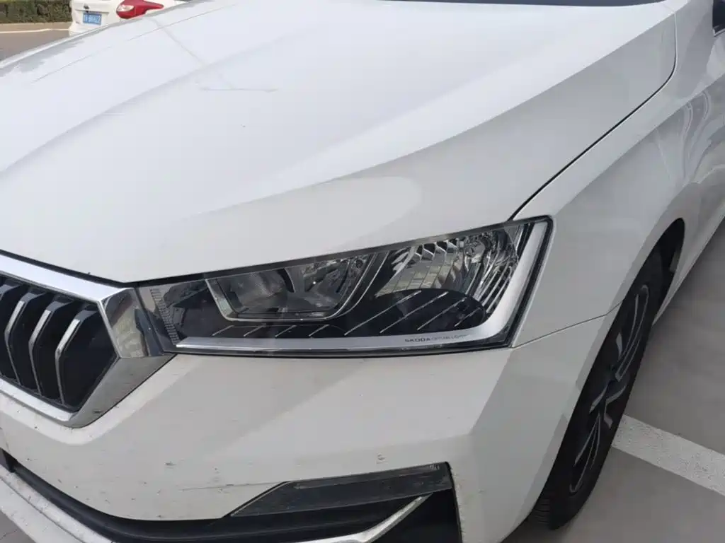 Skoda Rapid 2022 — фото 24