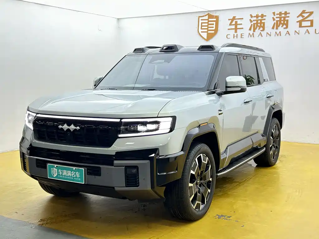 Fang Cheng Bao Leopard 8 2025
