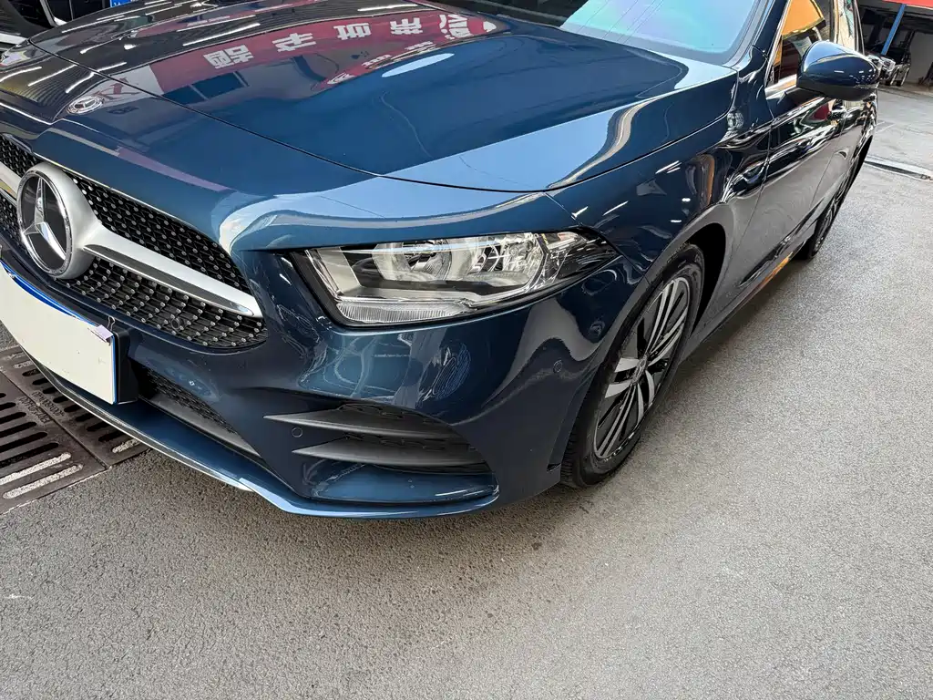 Mercedes-Benz A-Class 2019 — фото 4