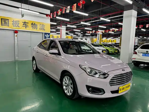 Ford Escort 2016