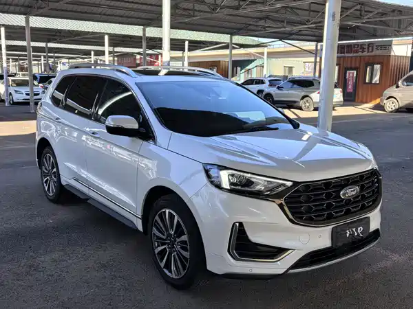 Ford Edge 2021