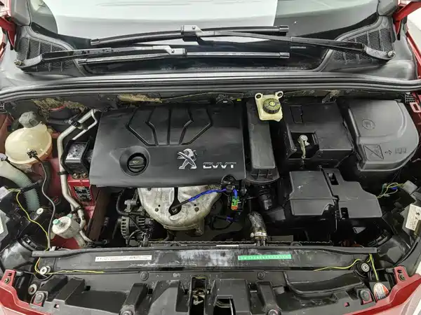 Peugeot 308 2013