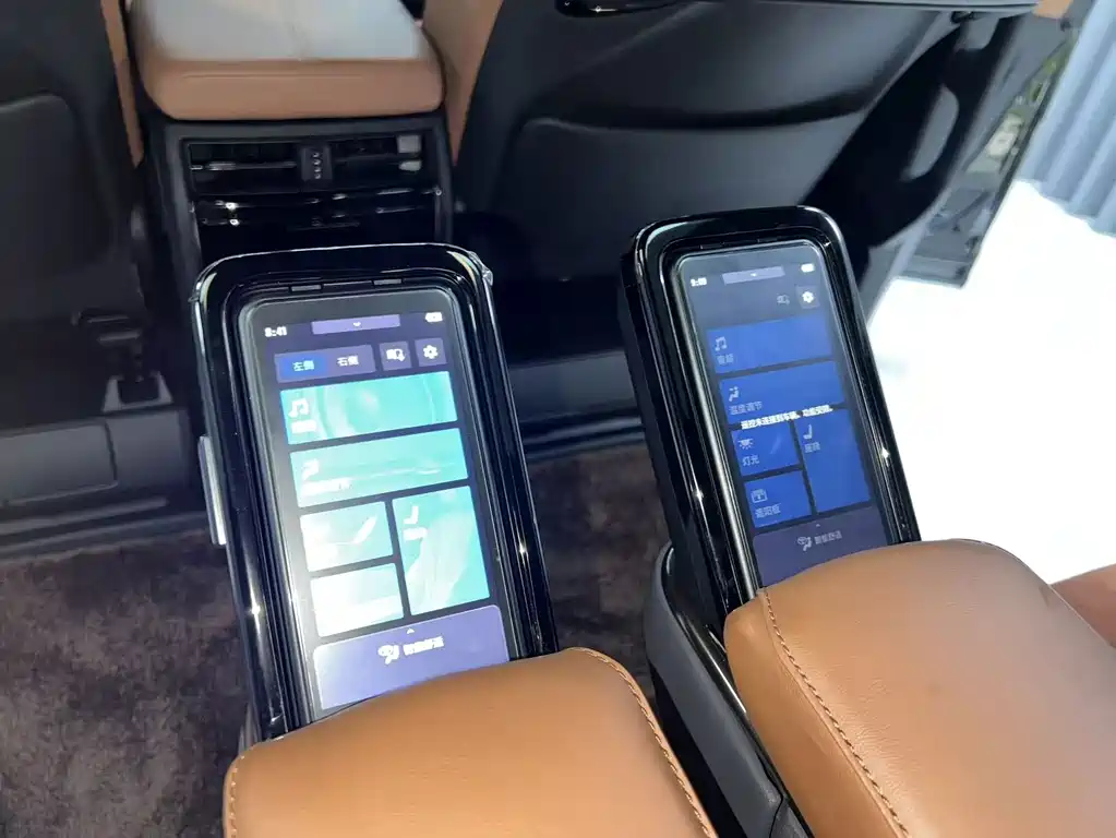Toyota Vellfire 2025 — фото 20