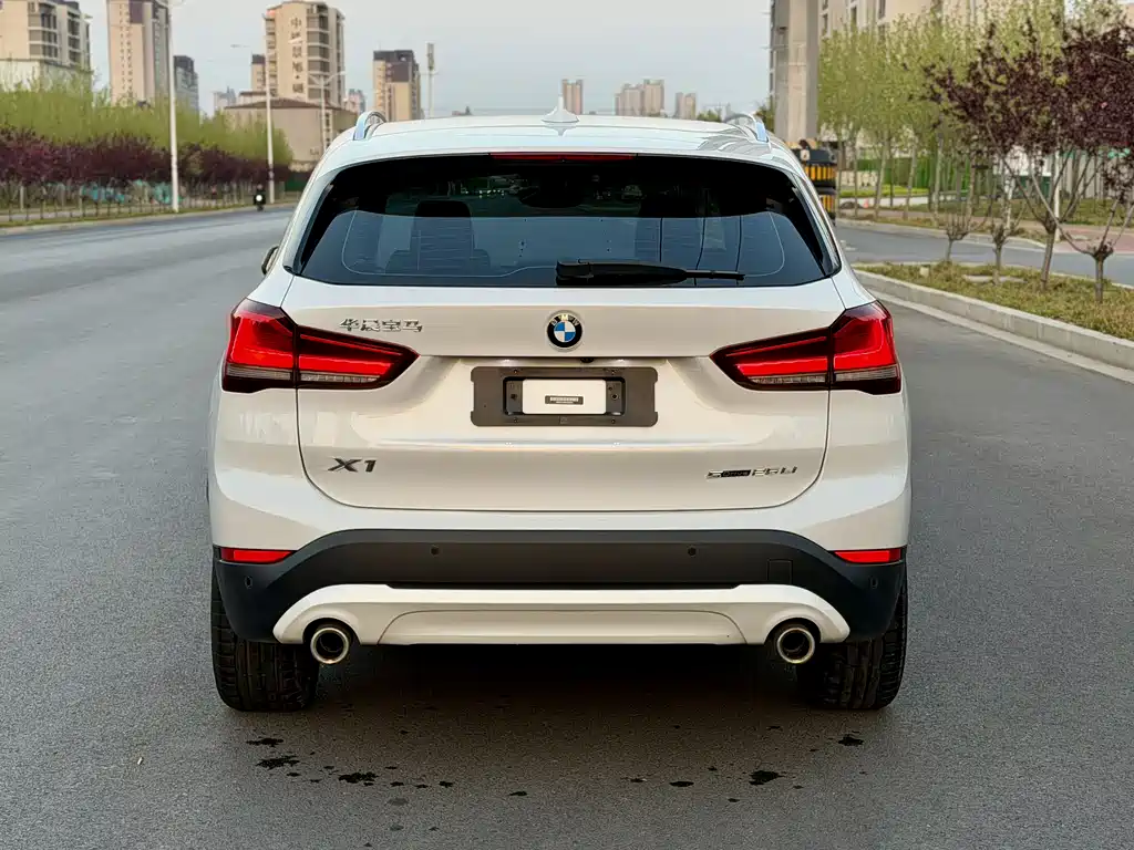 BMW X1 2022 — фото 19