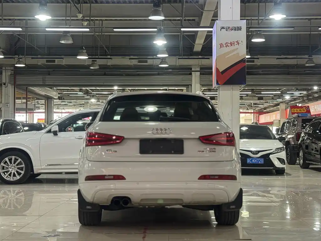 Audi Q3 2015 — фото 4