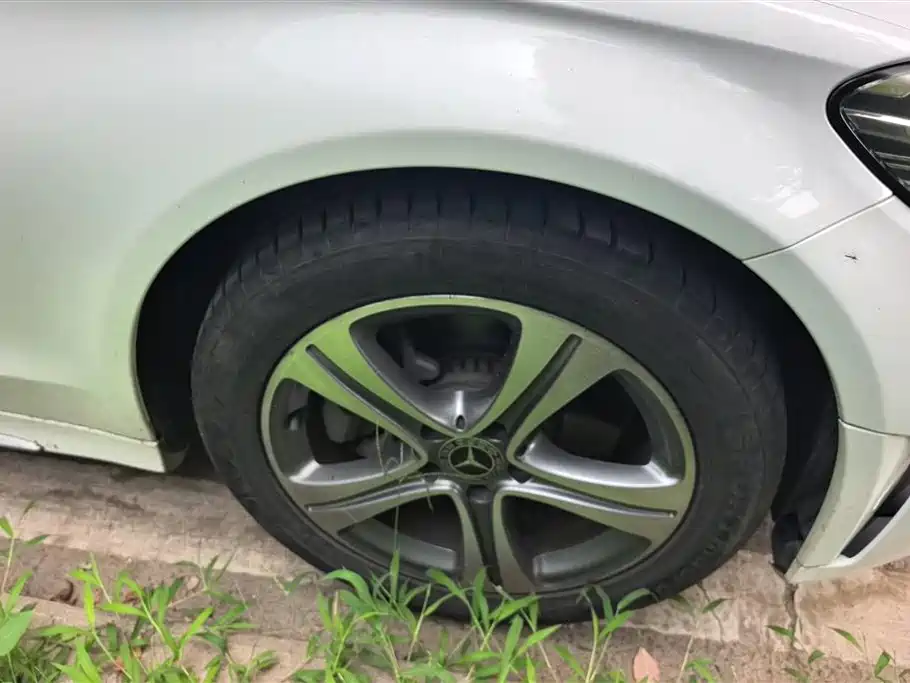Mercedes-Benz C-Class 2019