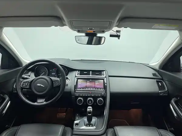 Jaguar E-PACE 2021