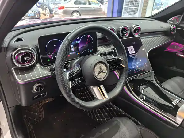 Mercedes-Benz C-Class 2023