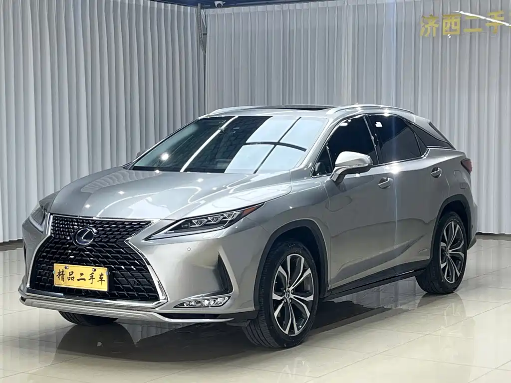 Lexus RX 2022 — фото 1