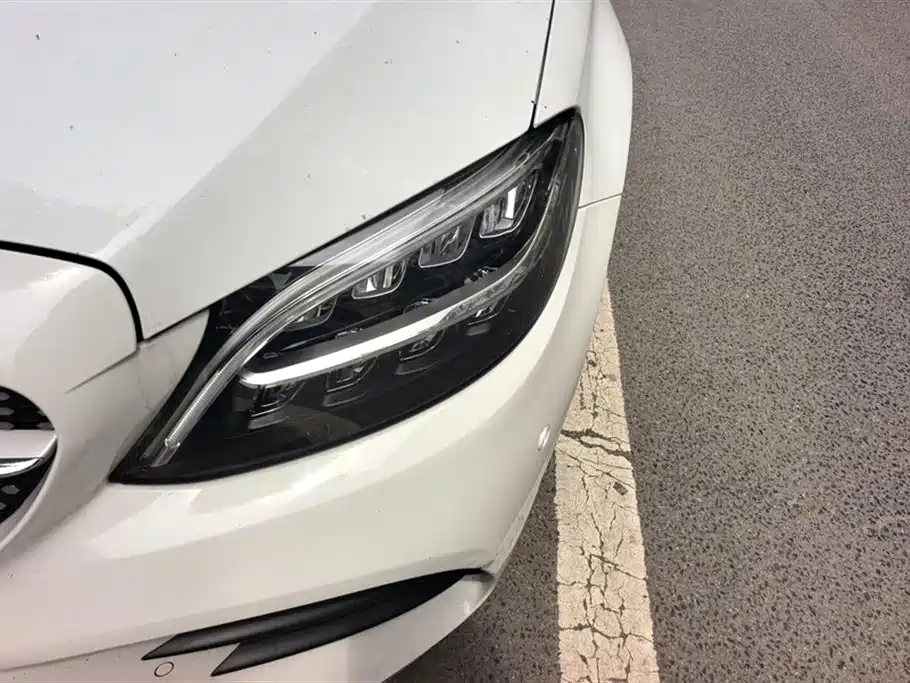 Mercedes-Benz C-Class 2019