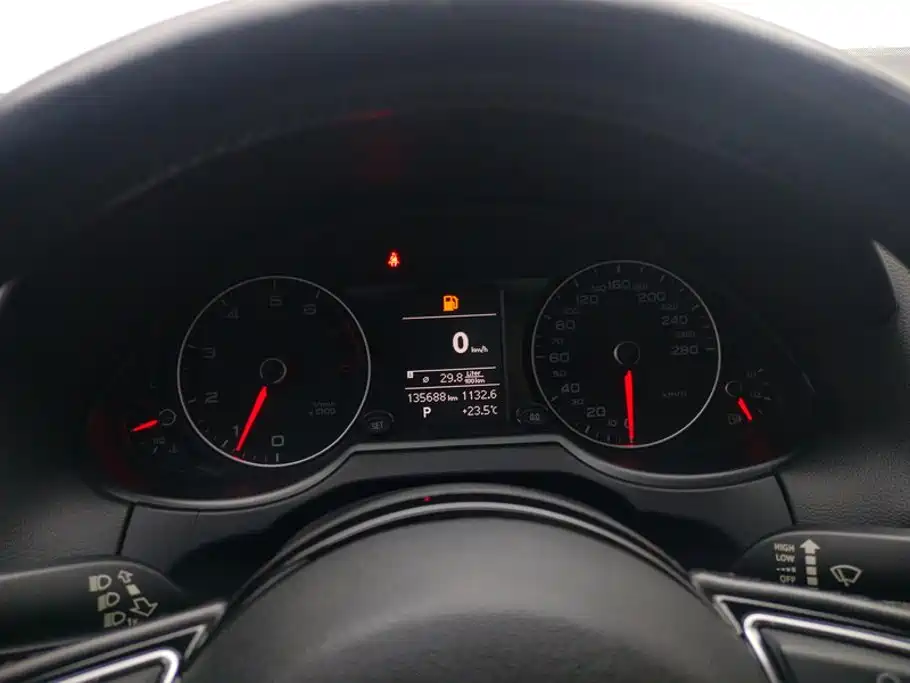 Audi Q5 2015 — фото 14