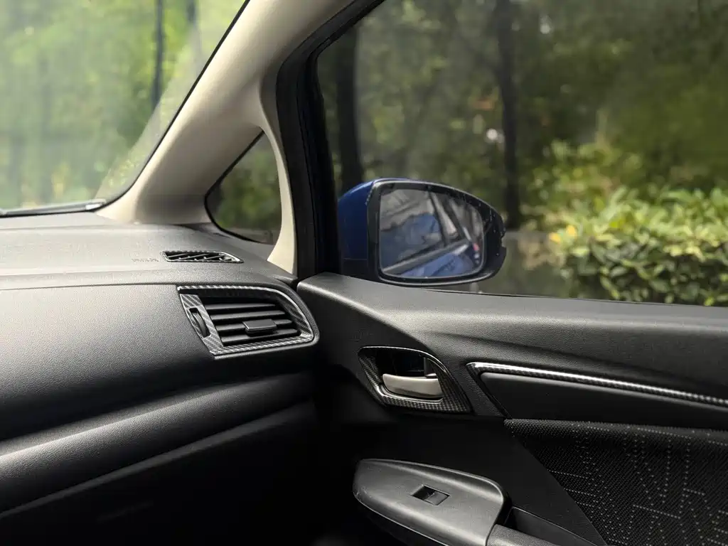 Honda Fit 2015 — фото 13
