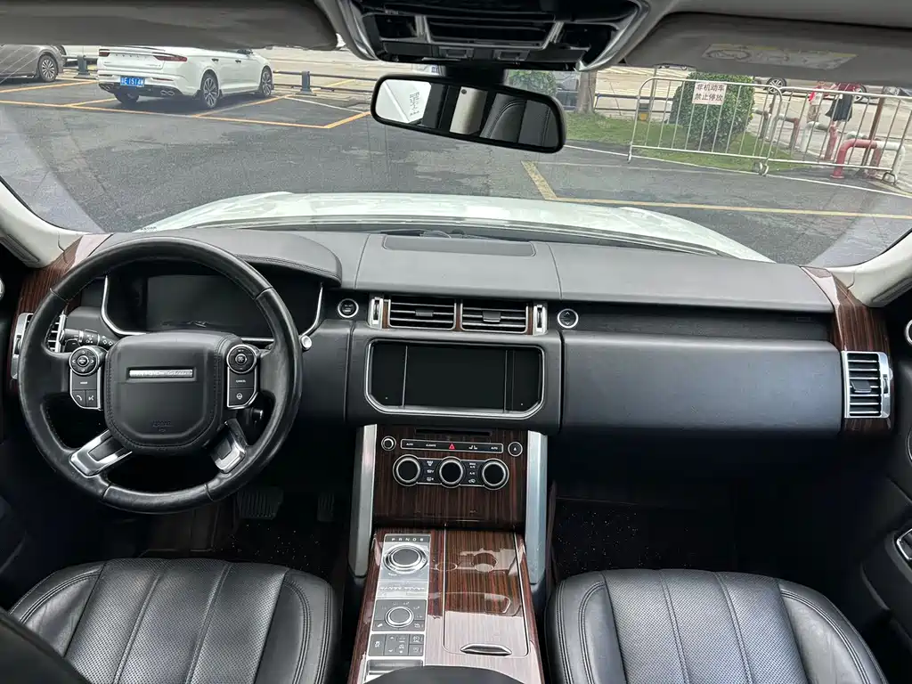 Land Rover Range Rover 2016 — фото 11