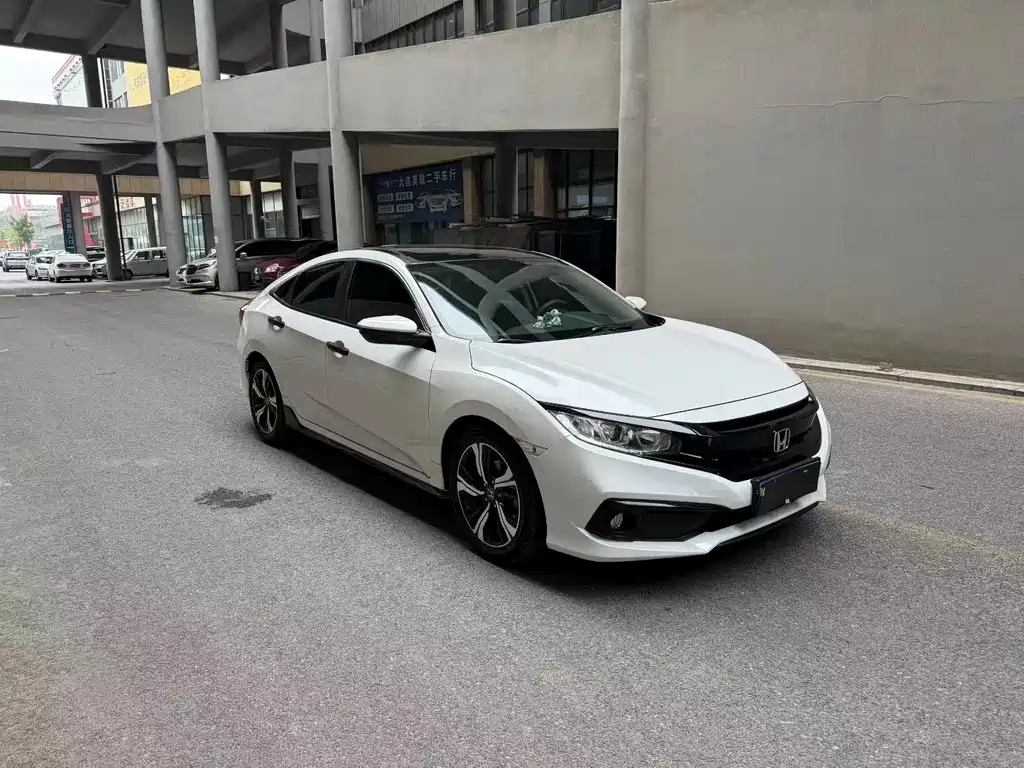 Honda Civic 2019 — фото 3