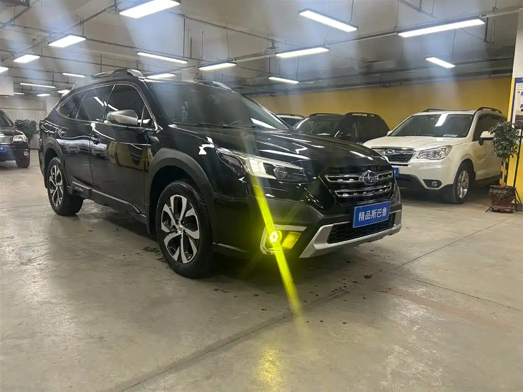 Subaru Outback 2022 — фото 3