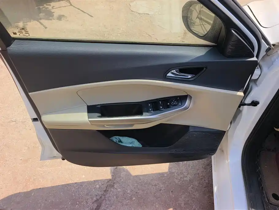 Ford Escort 2017