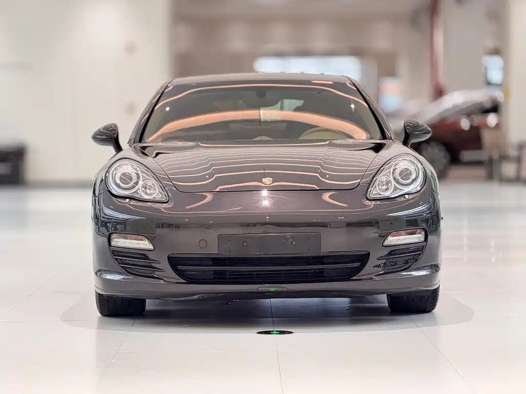 Porsche Panamera 2011
