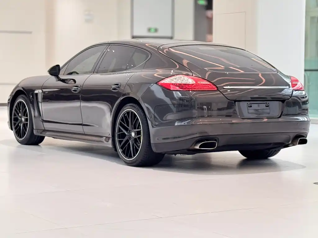 Porsche Panamera 2011