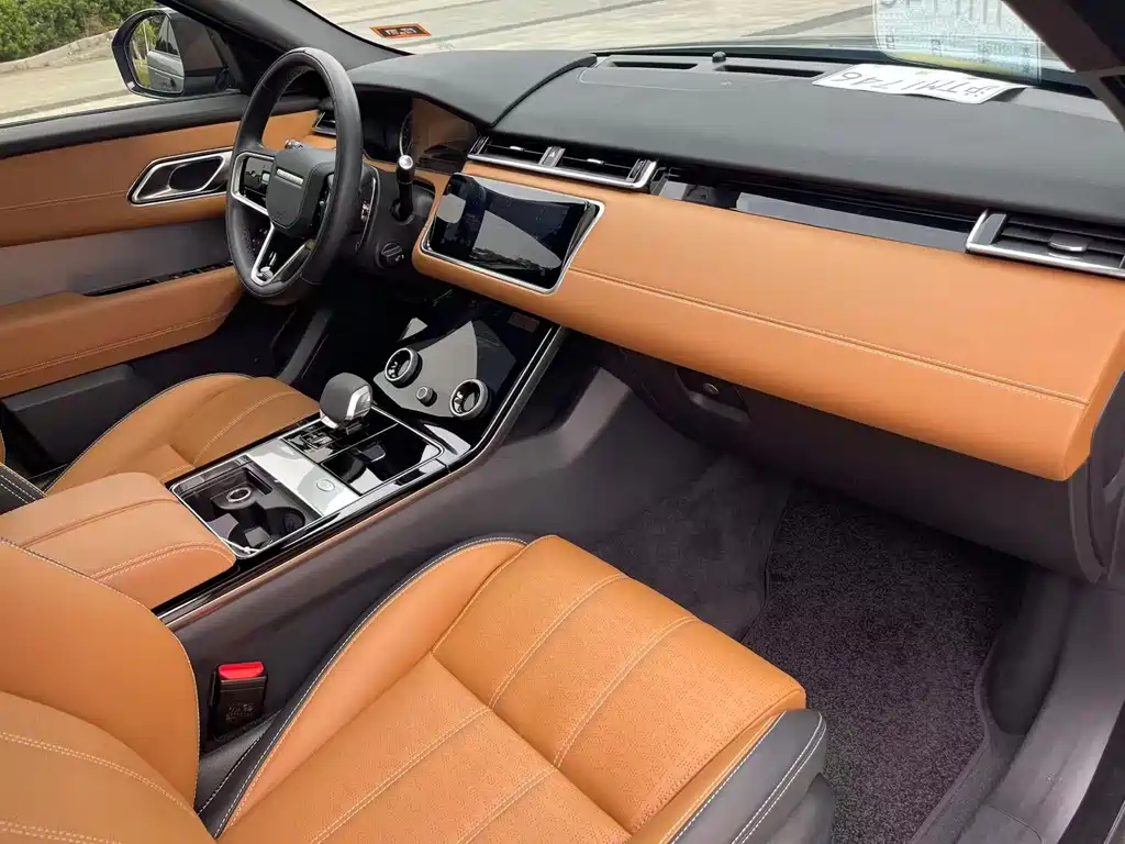 Land Rover Velar 2022 — фото 15