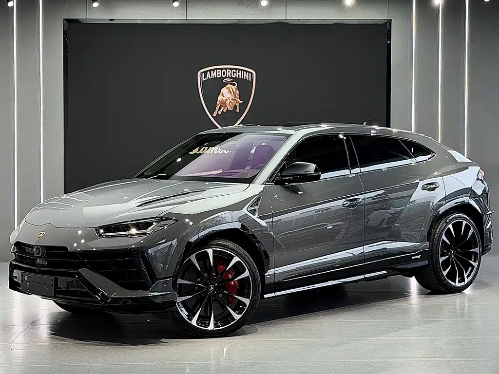 Lamborghini Urus 2024 — фото 1