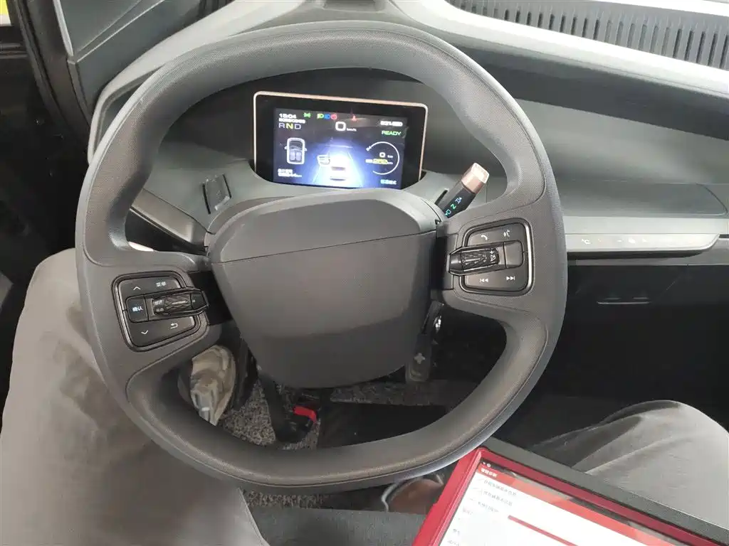 Wuling Nano EV 2022 — фото 11
