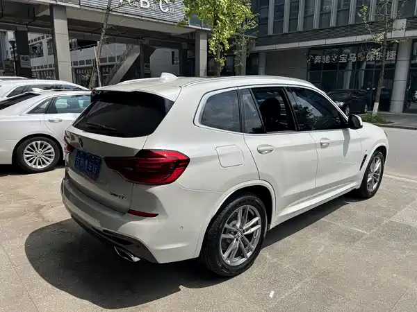 BMW X3 2021