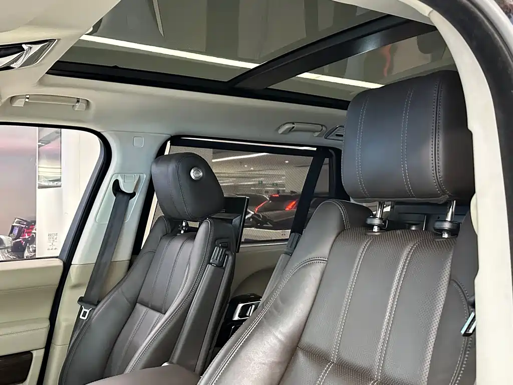 Land Rover Range Rover 2016 — фото 11