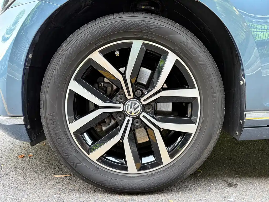 Volkswagen Viloran 2017 — фото 19