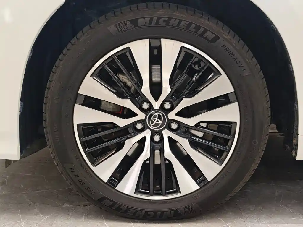 Toyota Alphard 2019 — фото 4