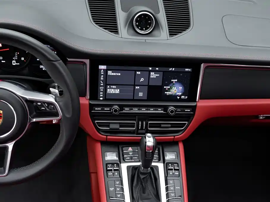 Porsche Macan 2021 — фото 12