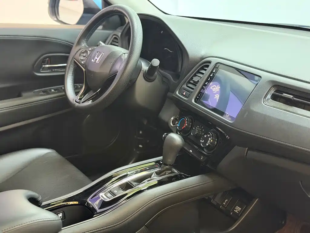 Honda Vezel 2019 — фото 6