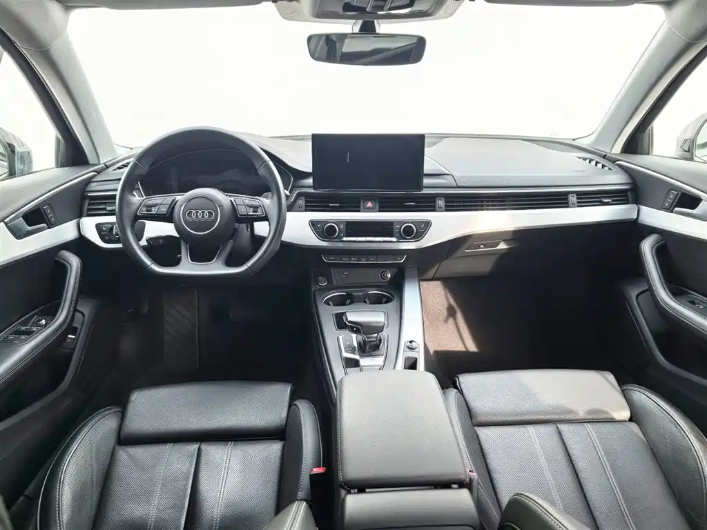 Audi A4L 2023