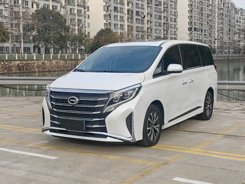 GAC Trumpchi M8 2023 — фото 1