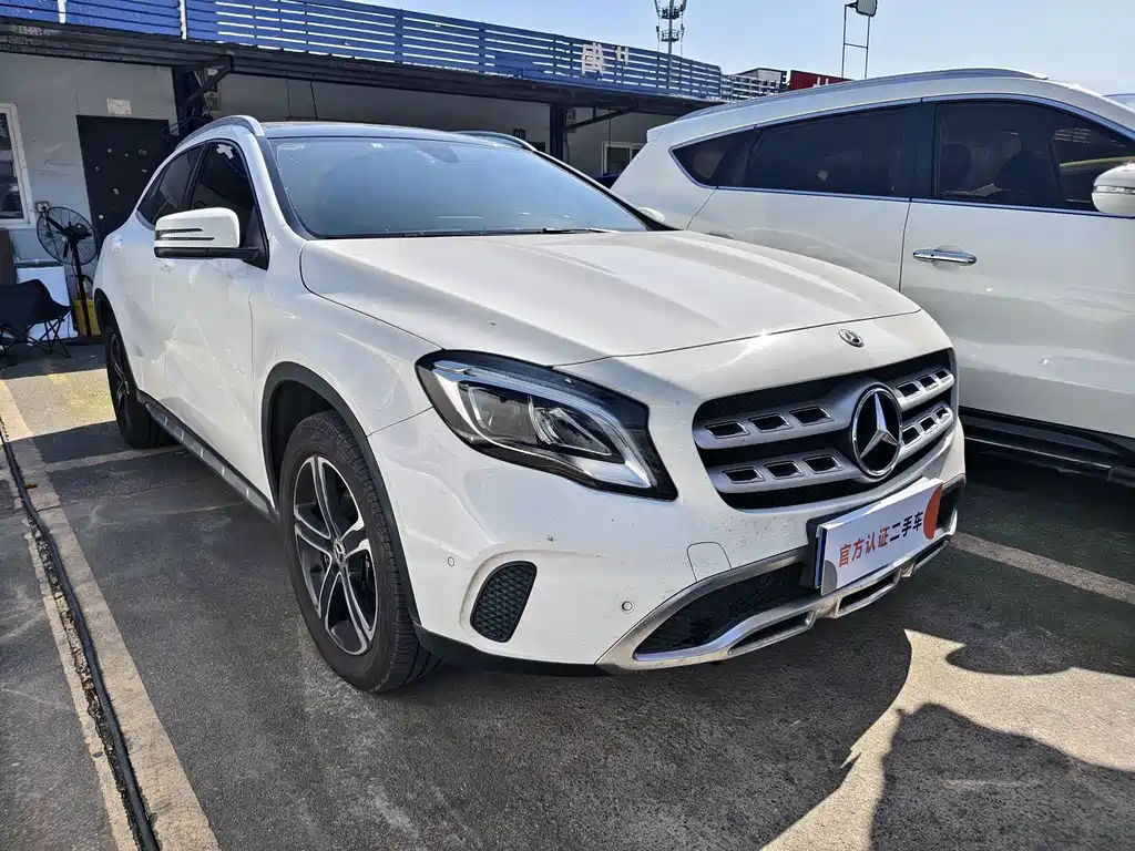 Mercedes-Benz GLA 2019