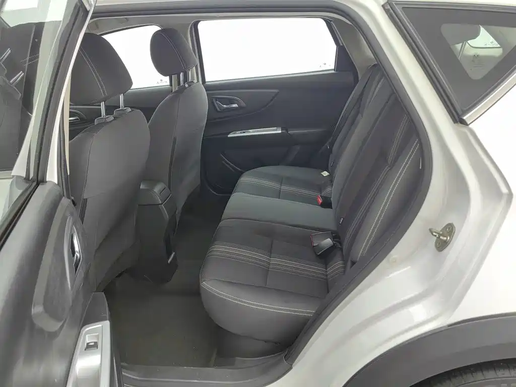 Dongfeng Fengshen AX3 2016 — фото 15